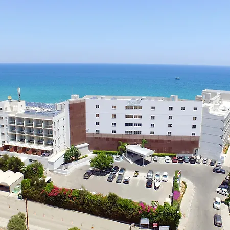 Ξενοδοχείο Pernera Πρωταράς