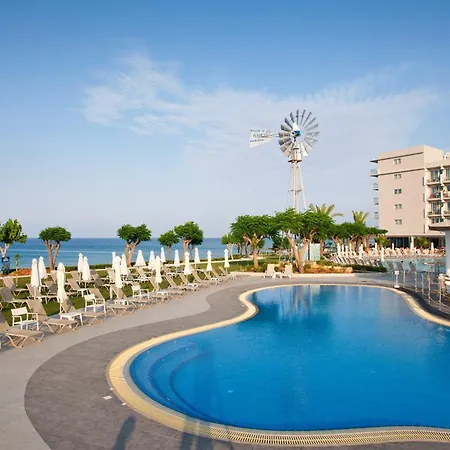 Pernera Hotel 4*