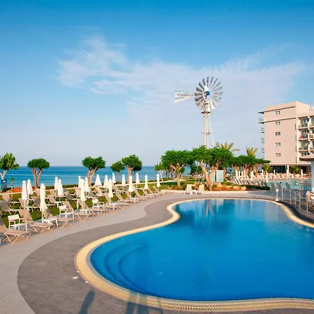 Pernera Hotel 4*