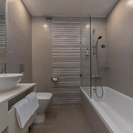 Pernera Hotel 4*