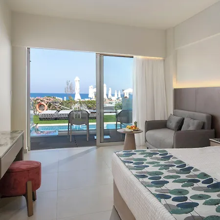 Hotel Pernera 4*